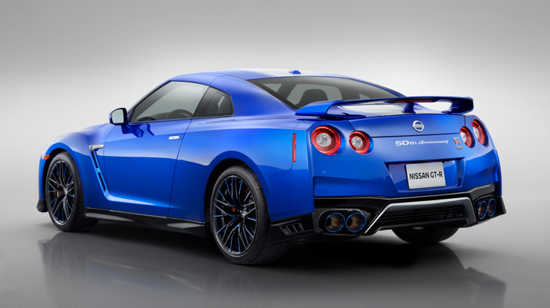 Illustration for article titled The Nissan GT-R 50th Anniversary Edition Will Get a $9,000 Price Premium and This Nice Blue Color